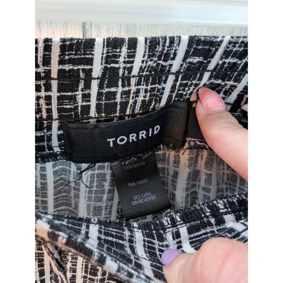 Torrid Challis Wide Leg Pants Women Plus 3 3R Stripe Casual Stretch Drawstring - Picture 6 of 9